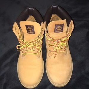 Timberland Boots Size 5 youth (7 women)